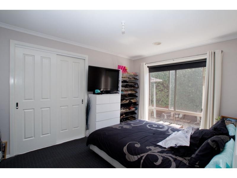 4 Park Terrace, Kangaroo Flat VIC 3555