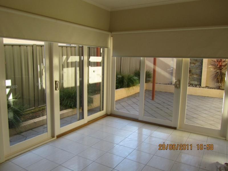 1/105 Sternberg Street, Kennington VIC 3550