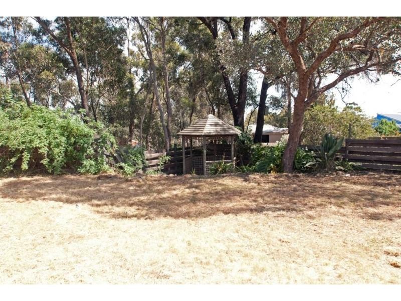 5 Hillview Street, Flora Hill VIC 3550