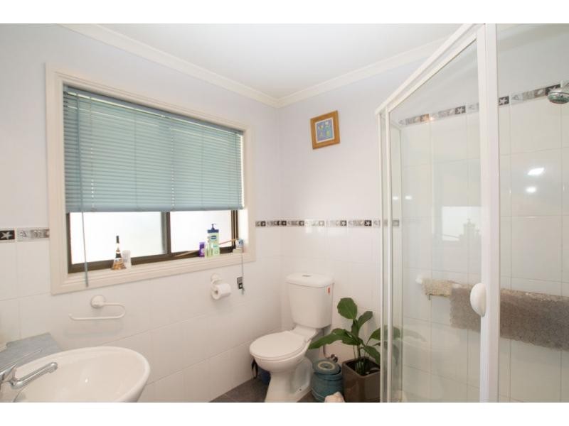 15 McGowan Street, California Gully VIC 3556