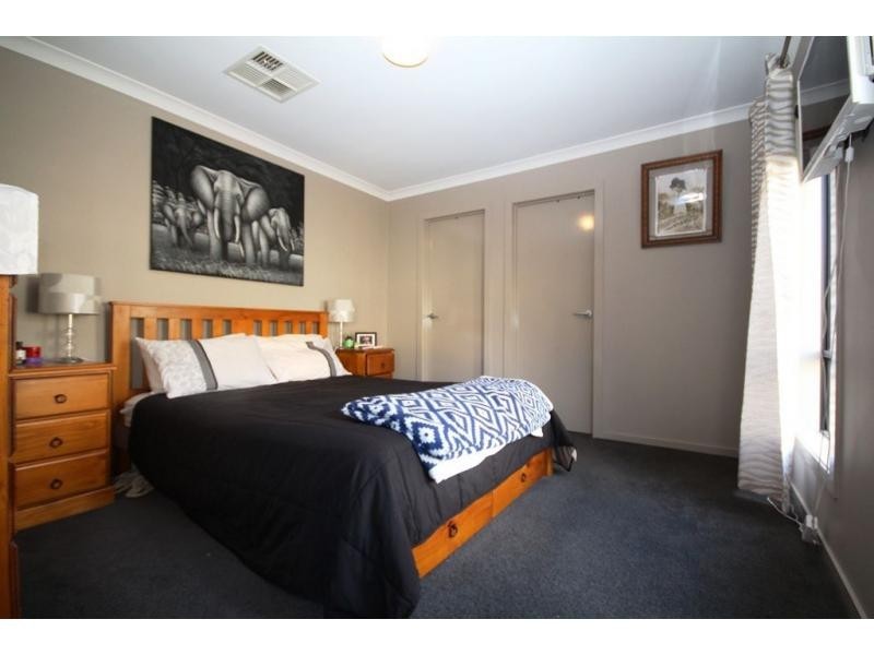 21. Akins Rise, Golden Square VIC 3555