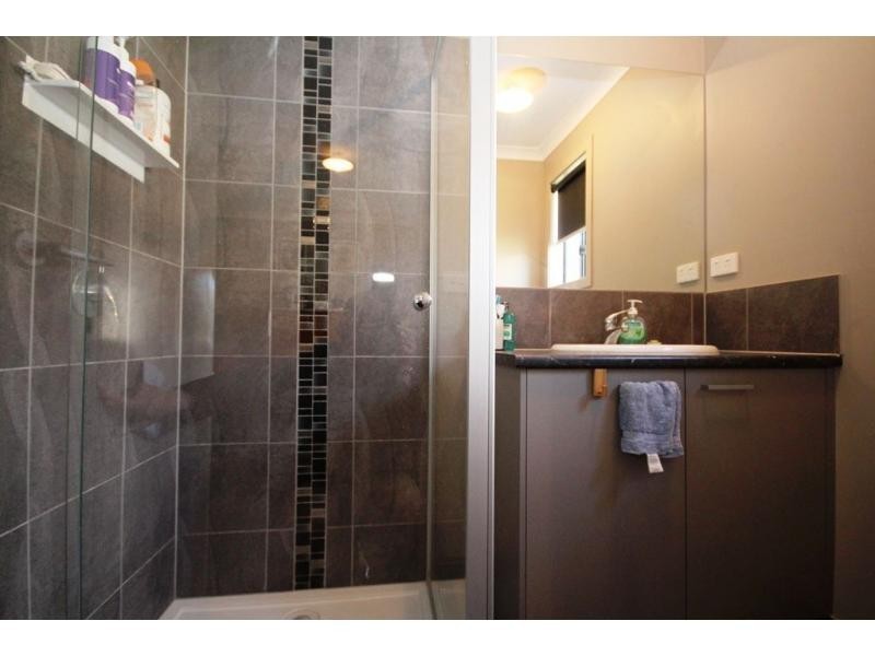 21. Akins Rise, Golden Square VIC 3555