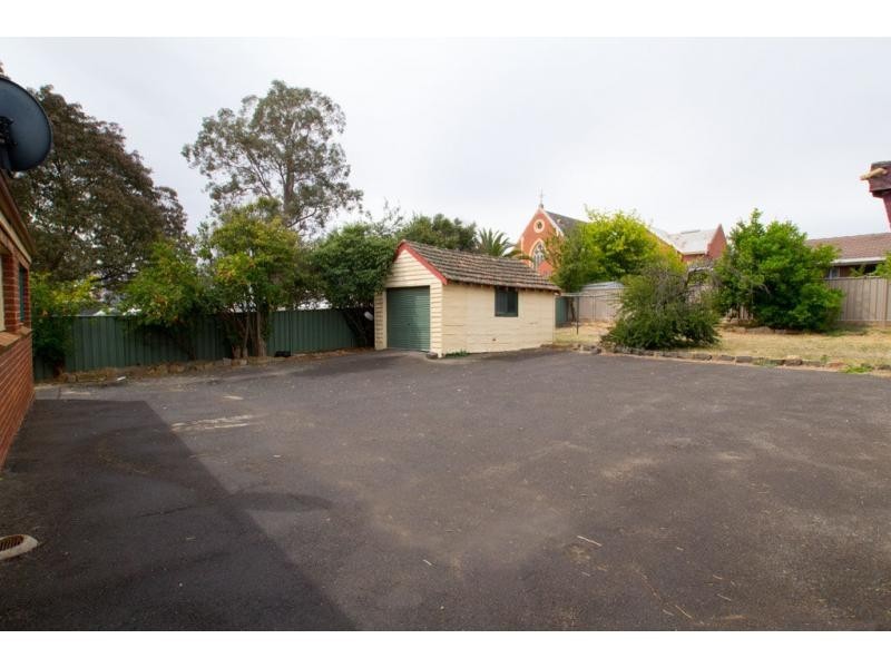 163 High Street, Kangaroo Flat VIC 3555