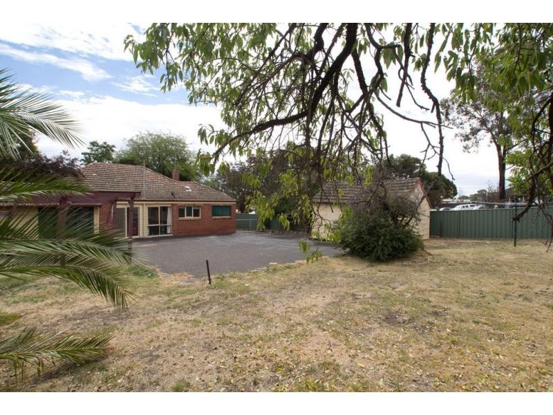 163 High Street, Kangaroo Flat VIC 3555