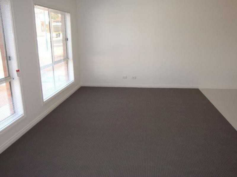 16 Victoria Street, Kangaroo Flat VIC 3555