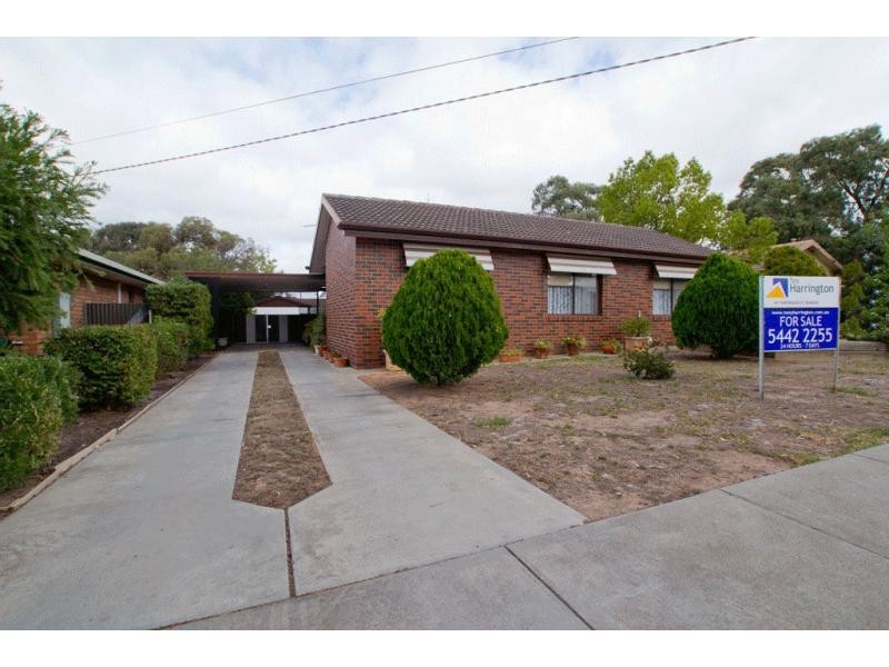 8 Hunter Avenue, California Gully VIC 3556