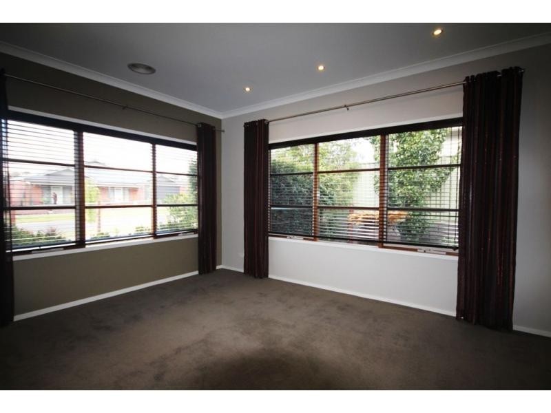 25 Lanark Drive, Junortoun VIC 3551