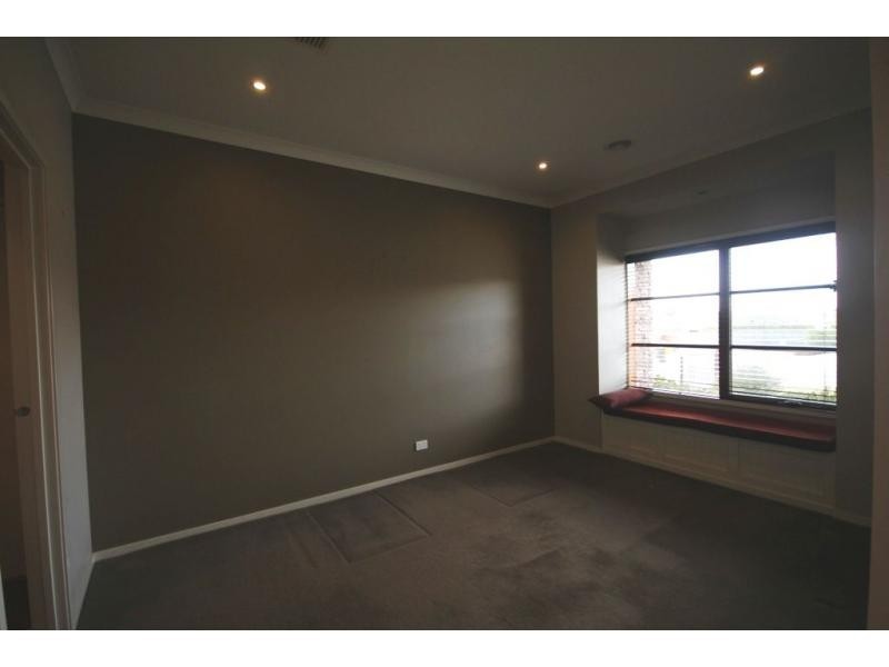 25 Lanark Drive, Junortoun VIC 3551