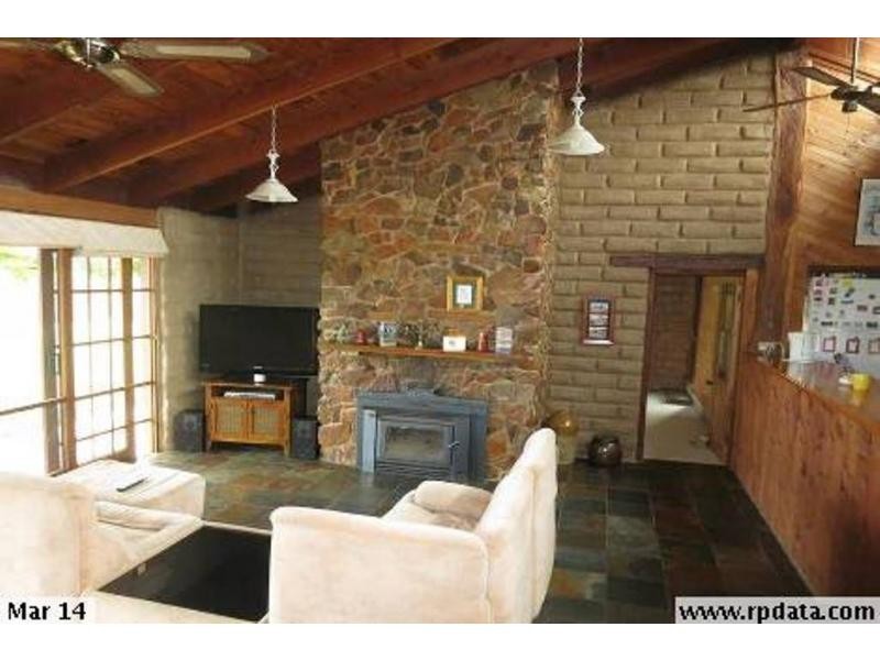 200 Abbotts Road, Axe Creek VIC 3551