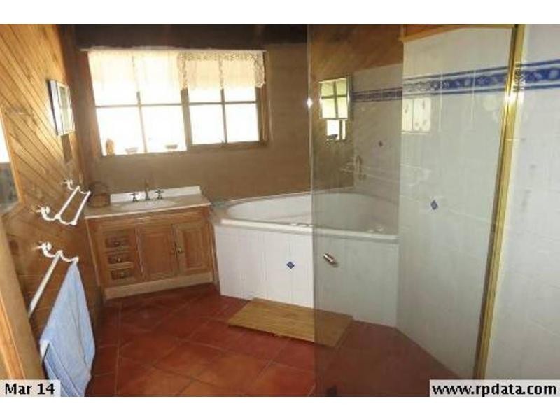 200 Abbotts Road, Axe Creek VIC 3551