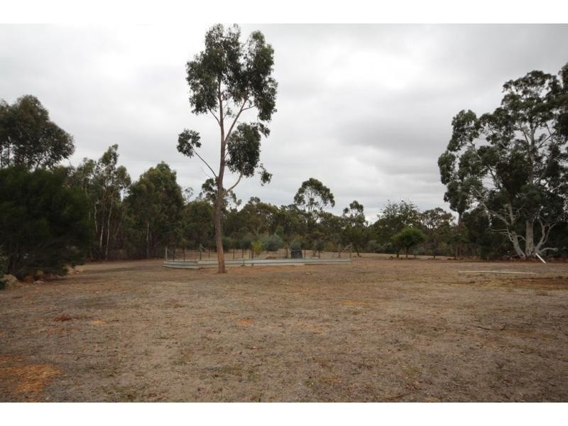 200 Abbotts Road, Axe Creek VIC 3551