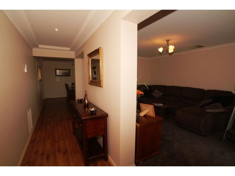 32 Glenwill Drive, Epsom VIC 3551