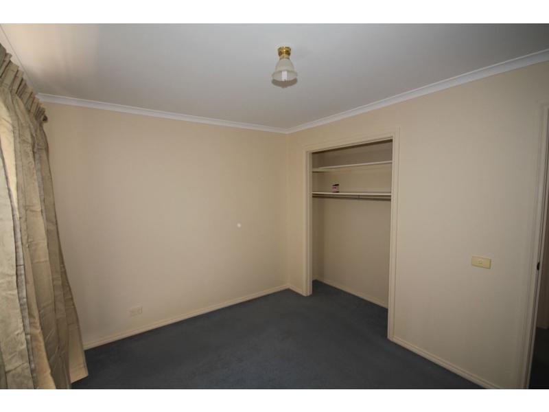 2/105 Osborne Street, Flora Hill VIC 3550