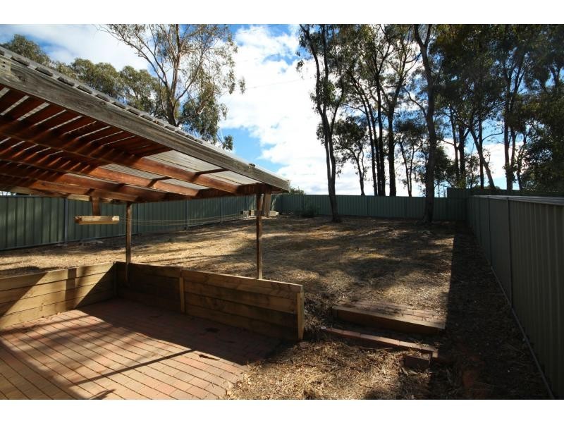 2/105 Osborne Street, Flora Hill VIC 3550