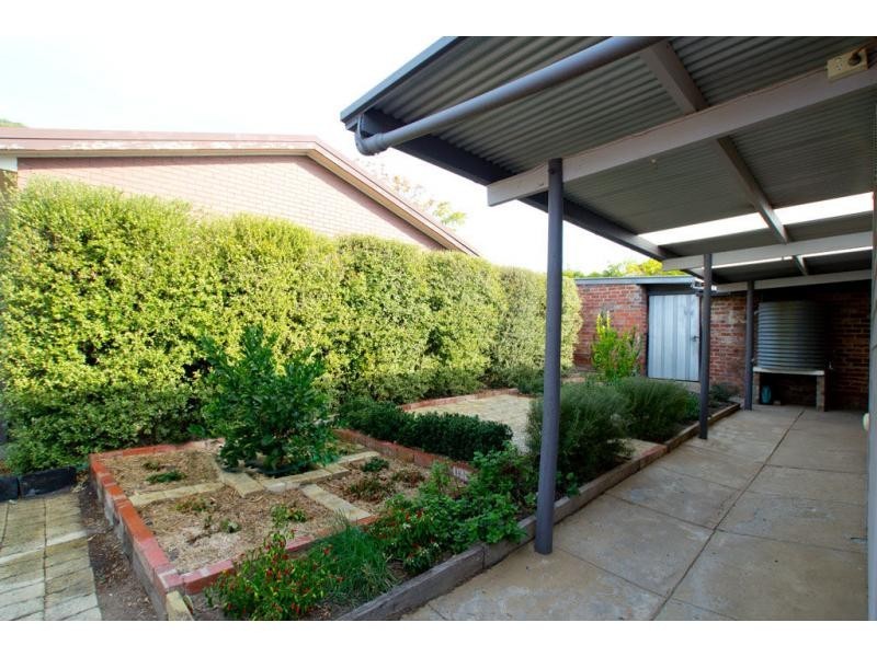 Ironbark VIC 3550