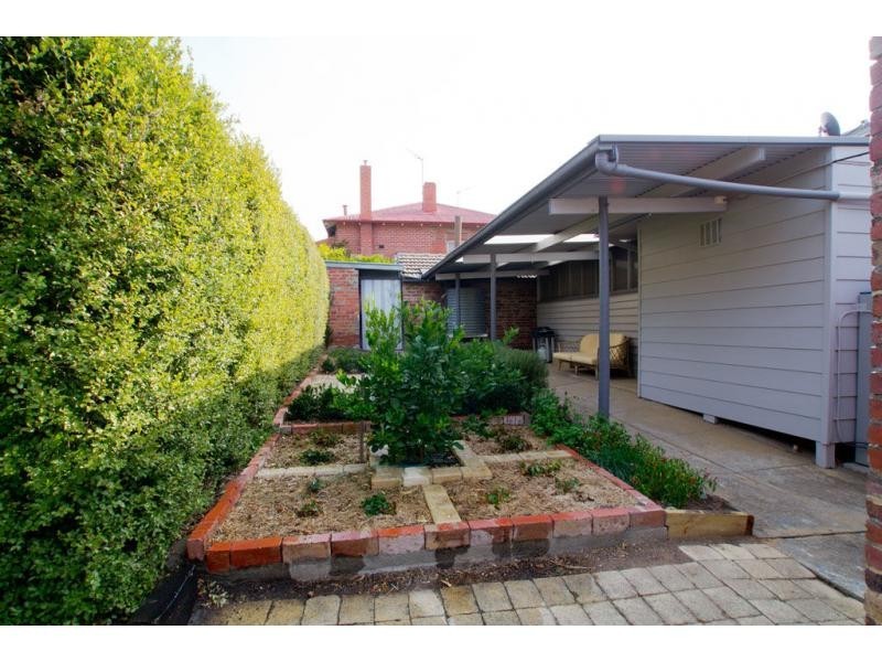 Ironbark VIC 3550