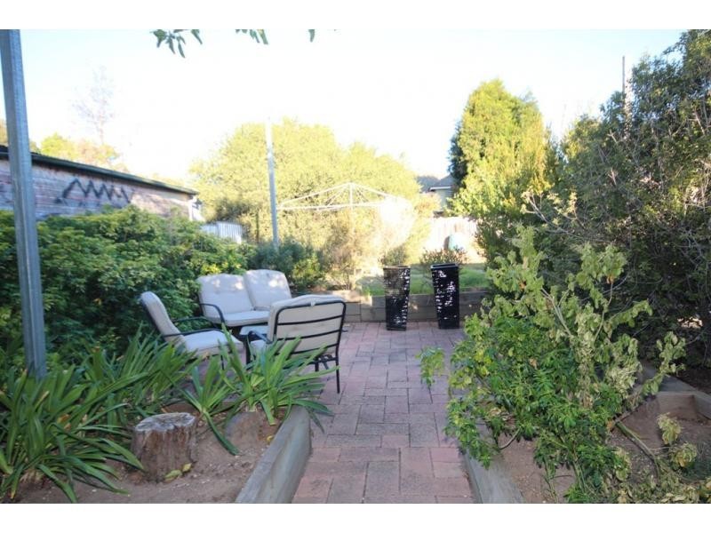 20 Clarence Avenue, Kennington VIC 3550