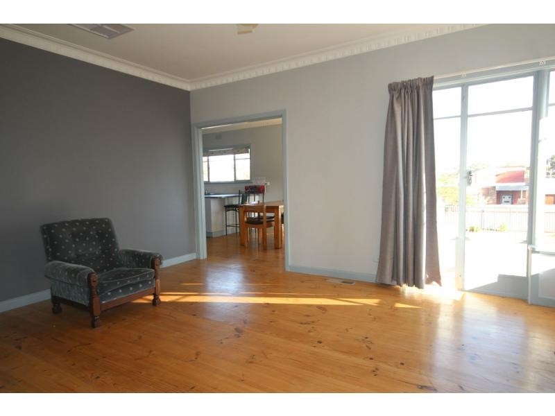 17 Alexander Street, Kangaroo Flat VIC 3555