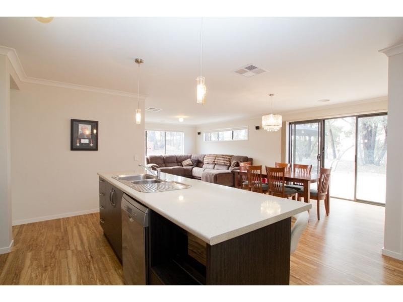 Golden Square VIC 3555