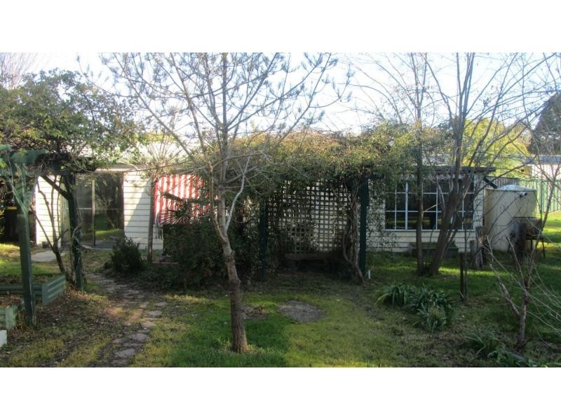 26 Mitchell Street, Axedale VIC 3551