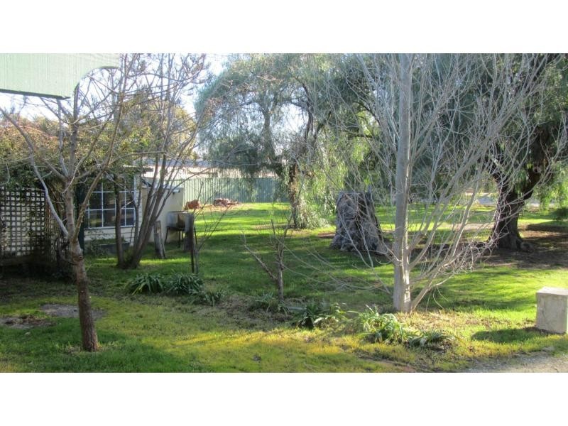 26 Mitchell Street, Axedale VIC 3551