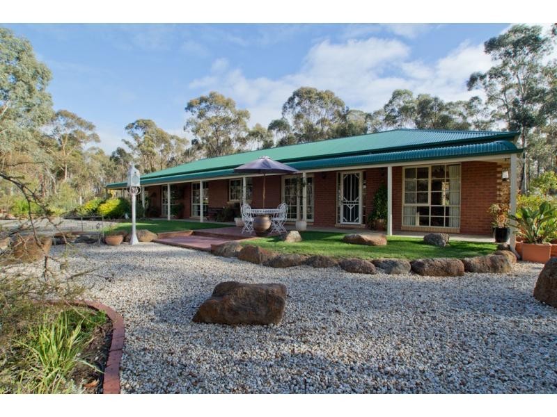 101 Sinclairs Road, Strathfieldsaye VIC 3551