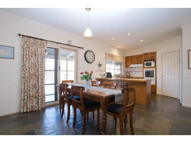 101 Sinclairs Road, Strathfieldsaye VIC 3551