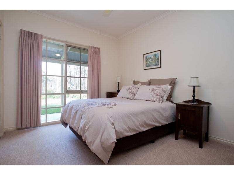 101 Sinclairs Road, Strathfieldsaye VIC 3551