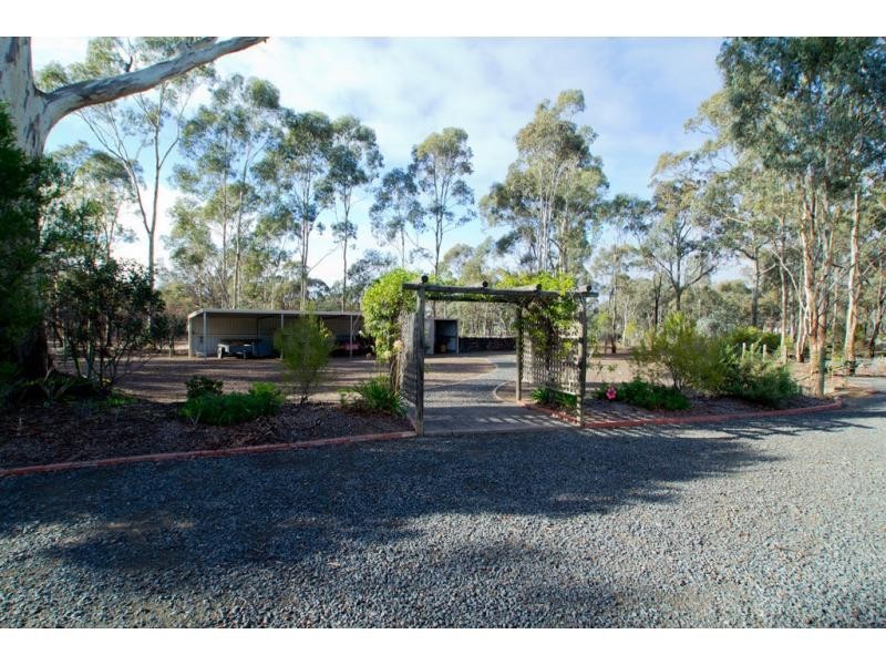 101 Sinclairs Road, Strathfieldsaye VIC 3551