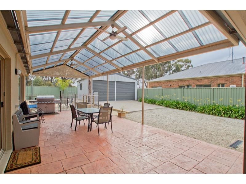 7 Aberdeen Drive, Junortoun VIC 3551