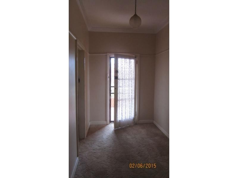 7 Ewing Avenue, Flora Hill VIC 3550