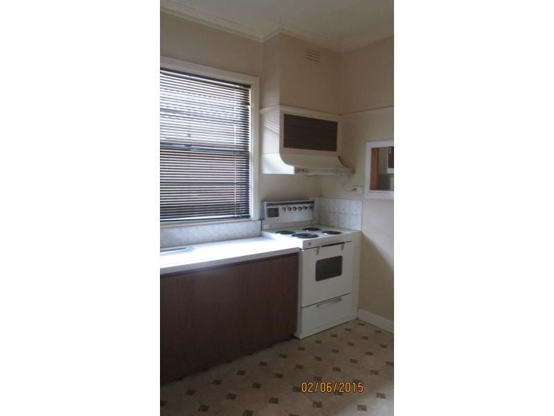 7 Ewing Avenue, Flora Hill VIC 3550