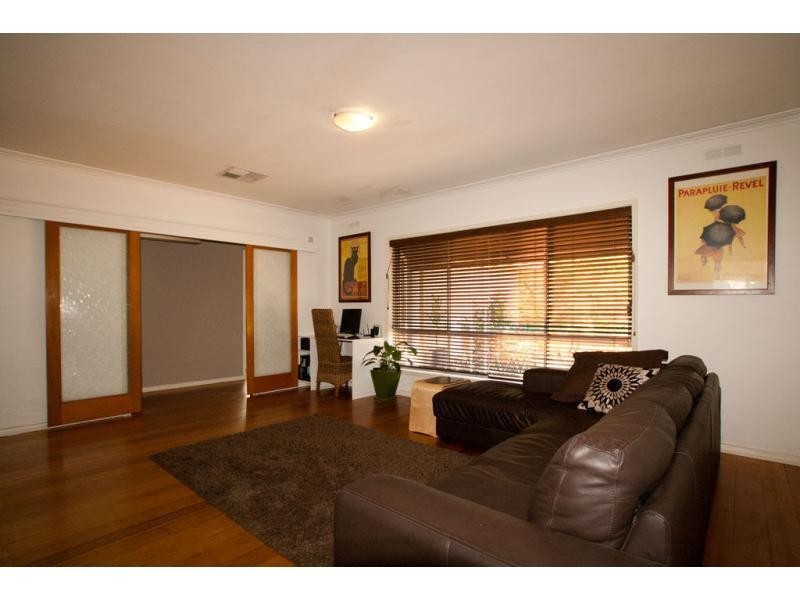 123 Resevoir Road, Strathdale VIC 3550