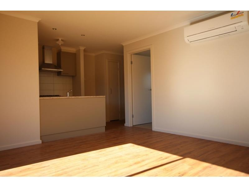 7a Ewing Avenue, Flora Hill VIC 3550