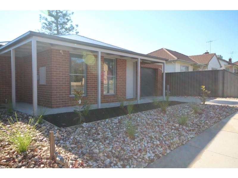 7a Ewing Avenue, Flora Hill VIC 3550