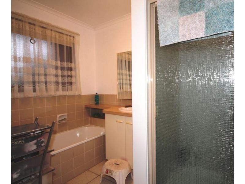 17 William Drive, Kangaroo Flat VIC 3555