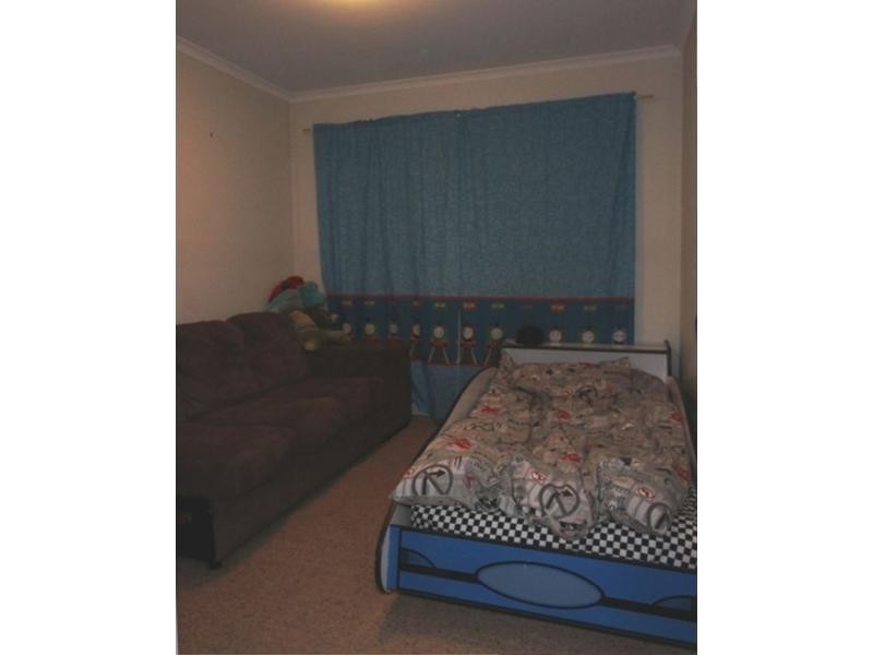 17 William Drive, Kangaroo Flat VIC 3555