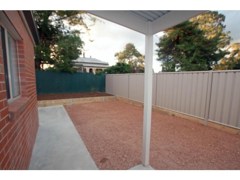 18 Victoria Street, Kangaroo Flat VIC 3555