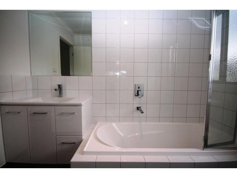 2a Stone Street, California Gully VIC 3556