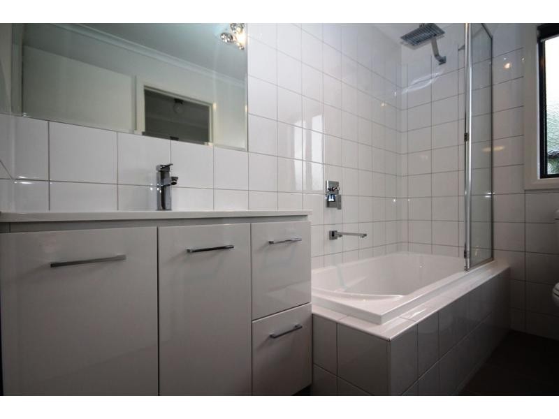 2a Stone Street, California Gully VIC 3556