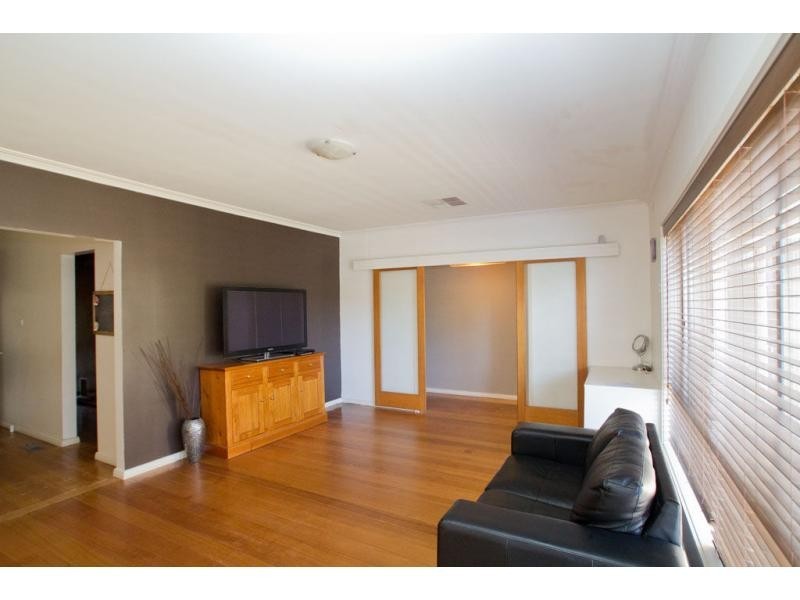 123 Reservoir Road, Strathdale VIC 3550