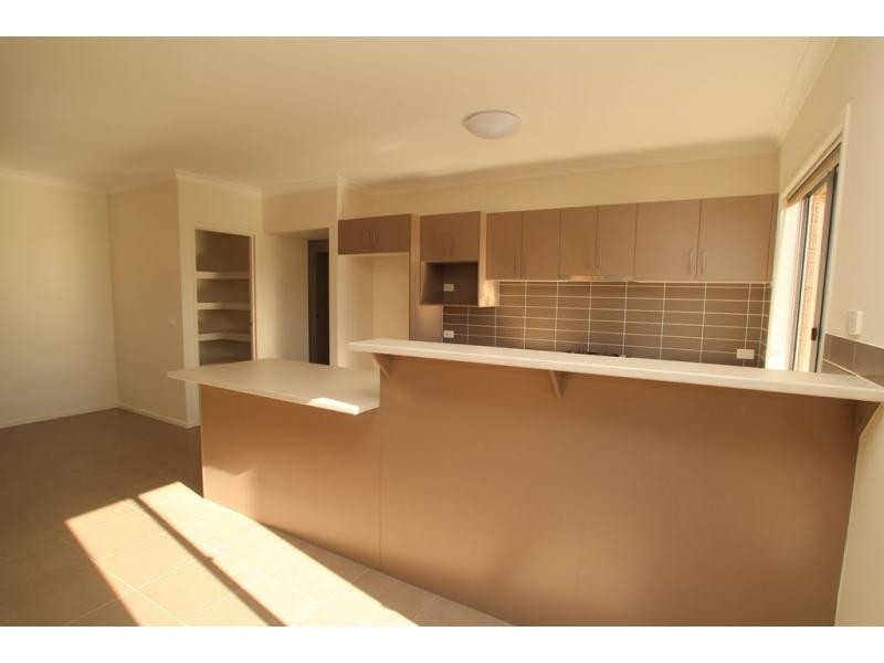 14 Triplett Avenue, Ascot VIC 3551