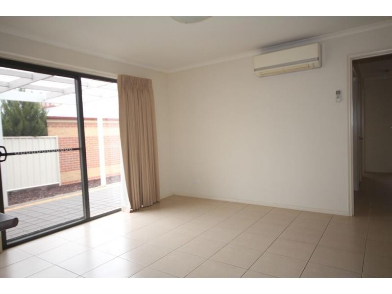 19 Elizabeth Street, Kangaroo Flat VIC 3555