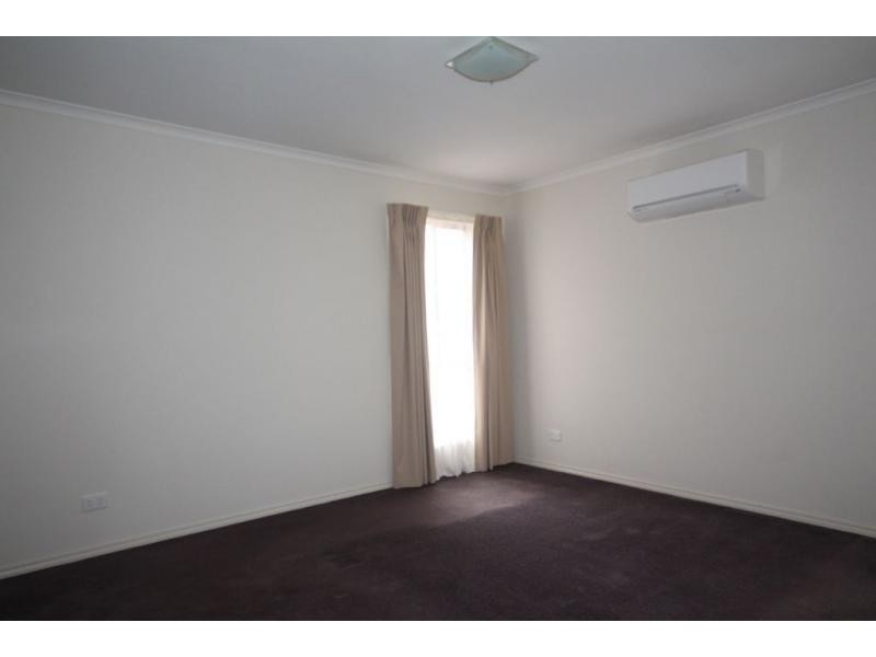 19 Elizabeth Street, Kangaroo Flat VIC 3555