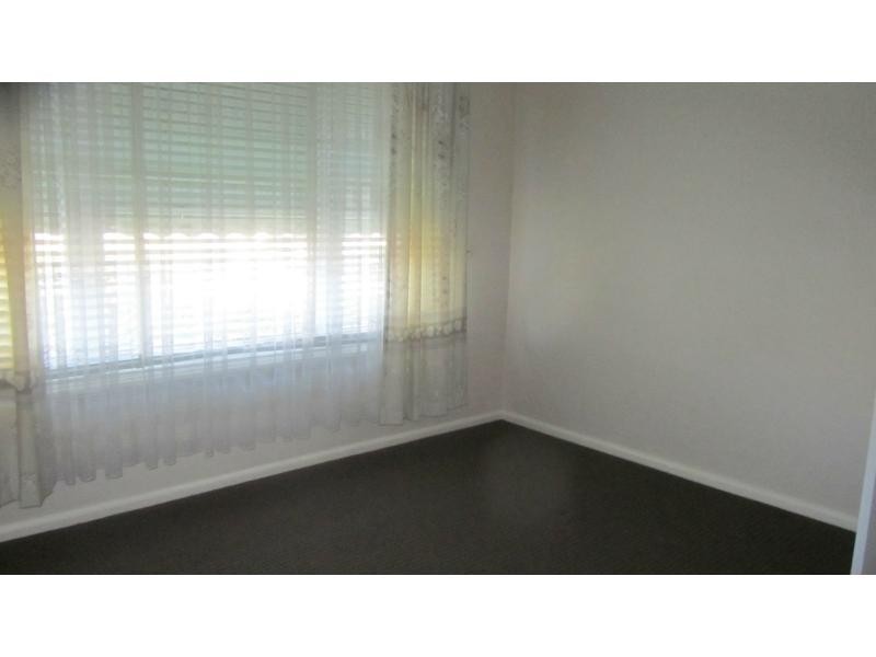9 Graham Street, Kangaroo Flat VIC 3555