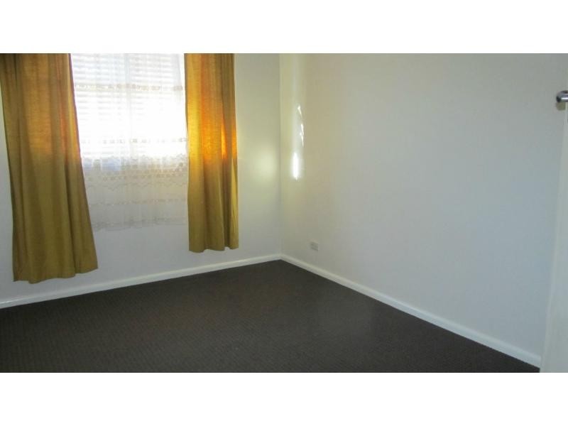 9 Graham Street, Kangaroo Flat VIC 3555
