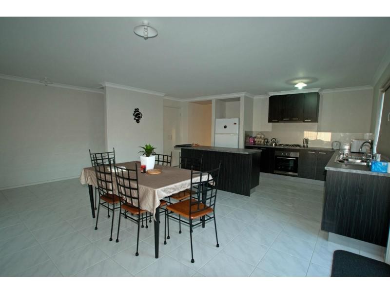 18 O’Neill Court, Epsom VIC 3551
