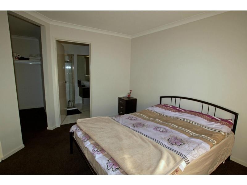 18 O’Neill Court, Epsom VIC 3551
