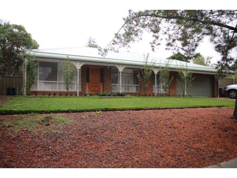 3 Whittington Court, Strathdale VIC 3550