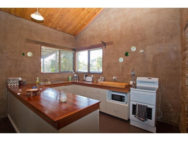 L1  20 Viola Road, Huntly VIC 3551